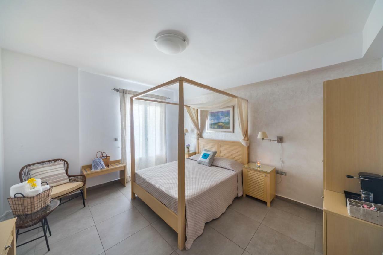 Blue Harmony Hotel Kíni Kültér fotó